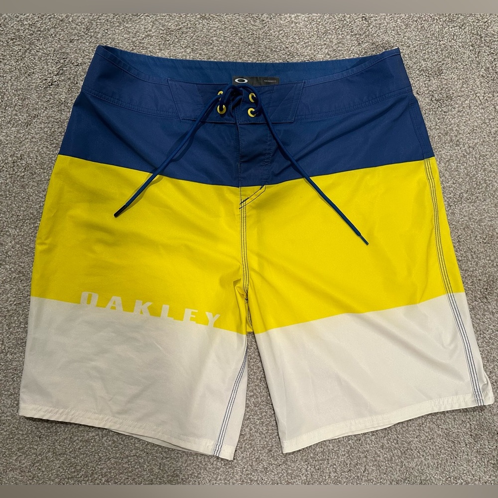 Oakley Men's Color Block Swim Shorts - Blue, Yellow, White